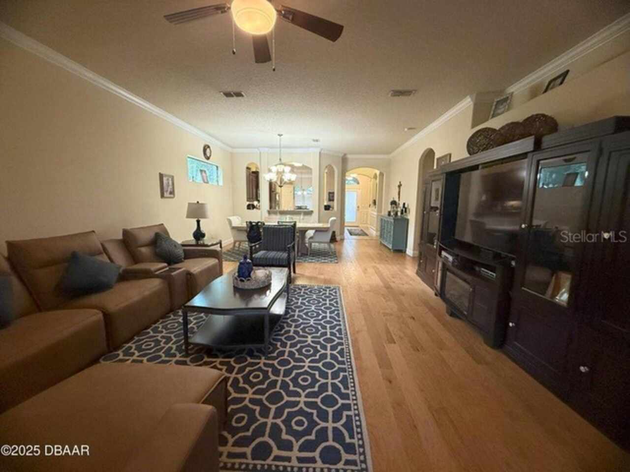 Listing Photo 9