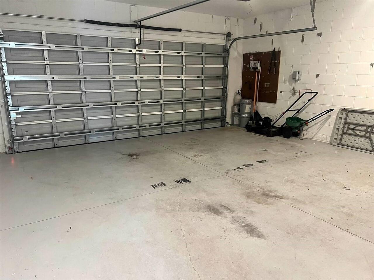 Listing Photo 9
