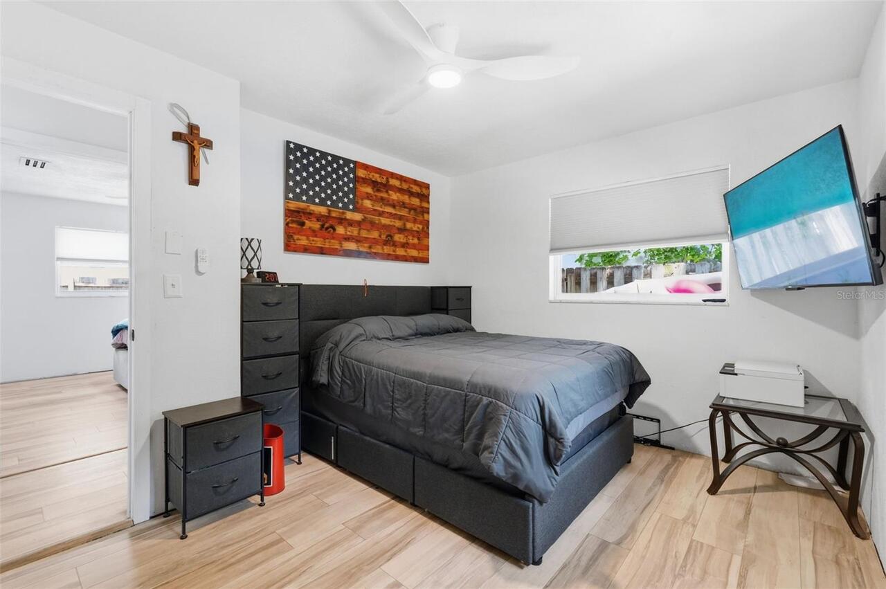 Listing Photo 16