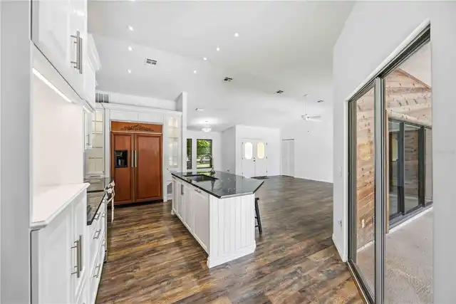 Listing Photo 17
