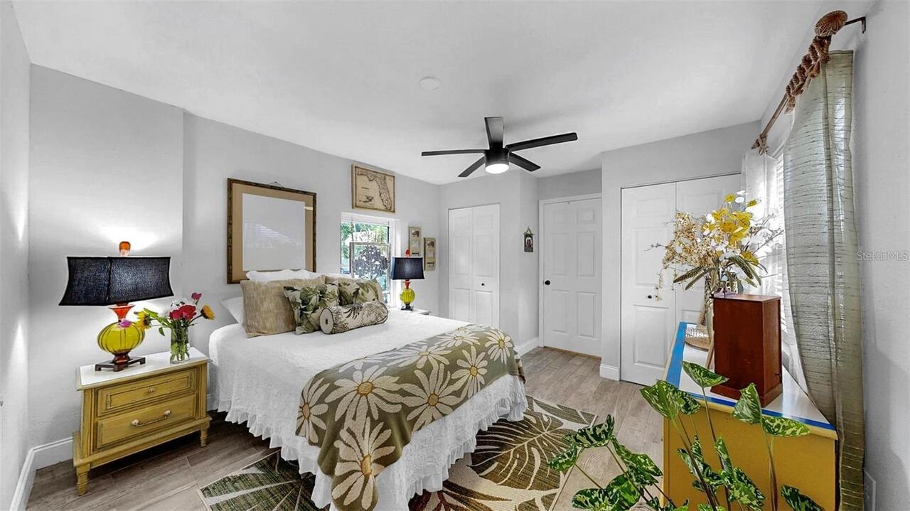 Listing Photo 14