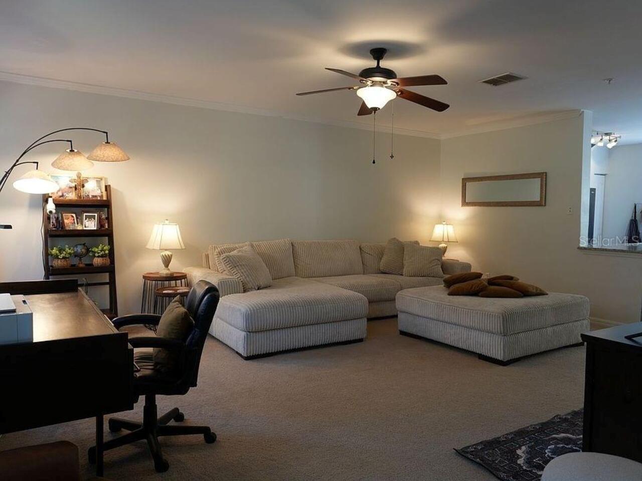 Listing Photo 10