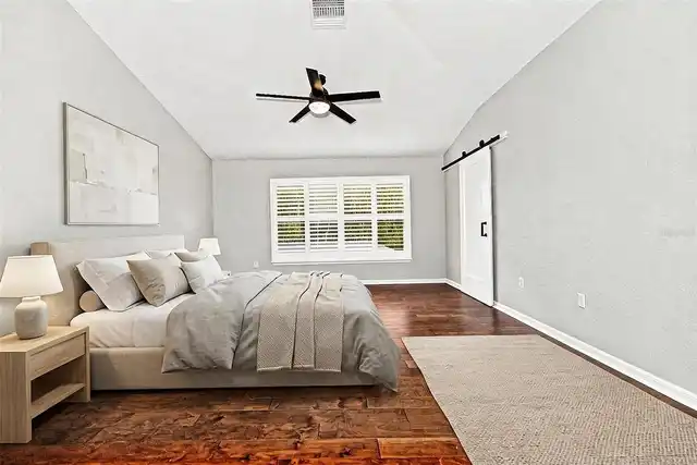 Listing Photo 22