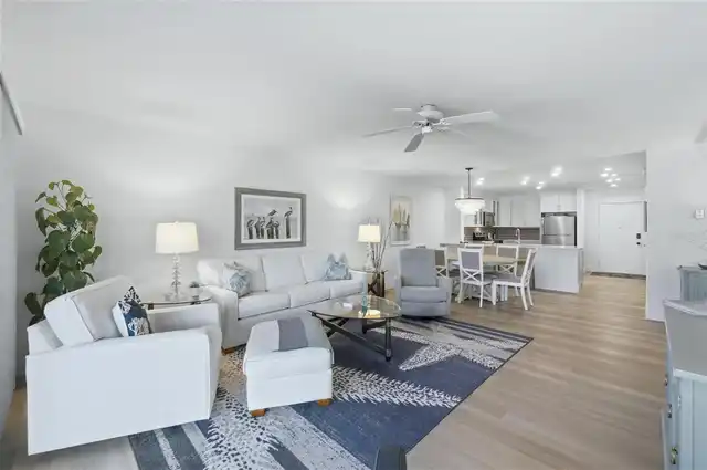 Listing Photo 10