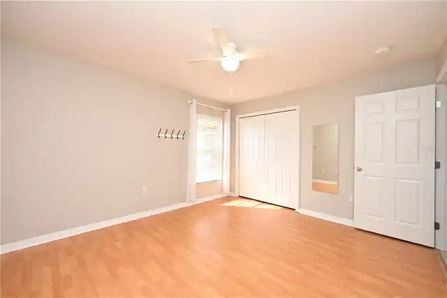 Listing Photo 37
