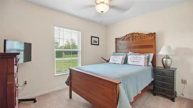 Listing Photo 14