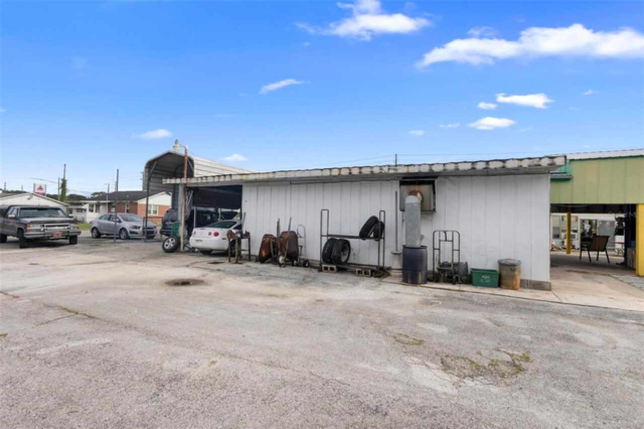 Listing Photo 10