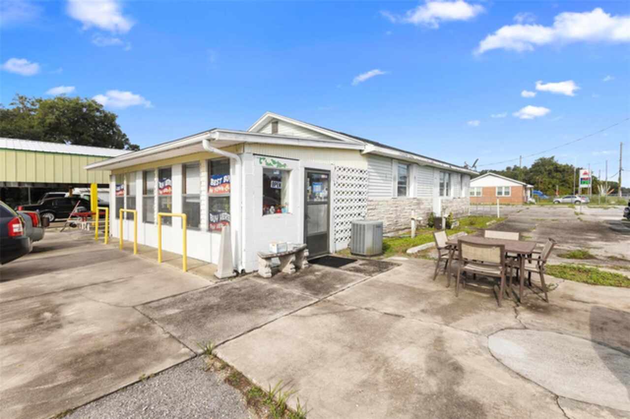 Listing Photo 17