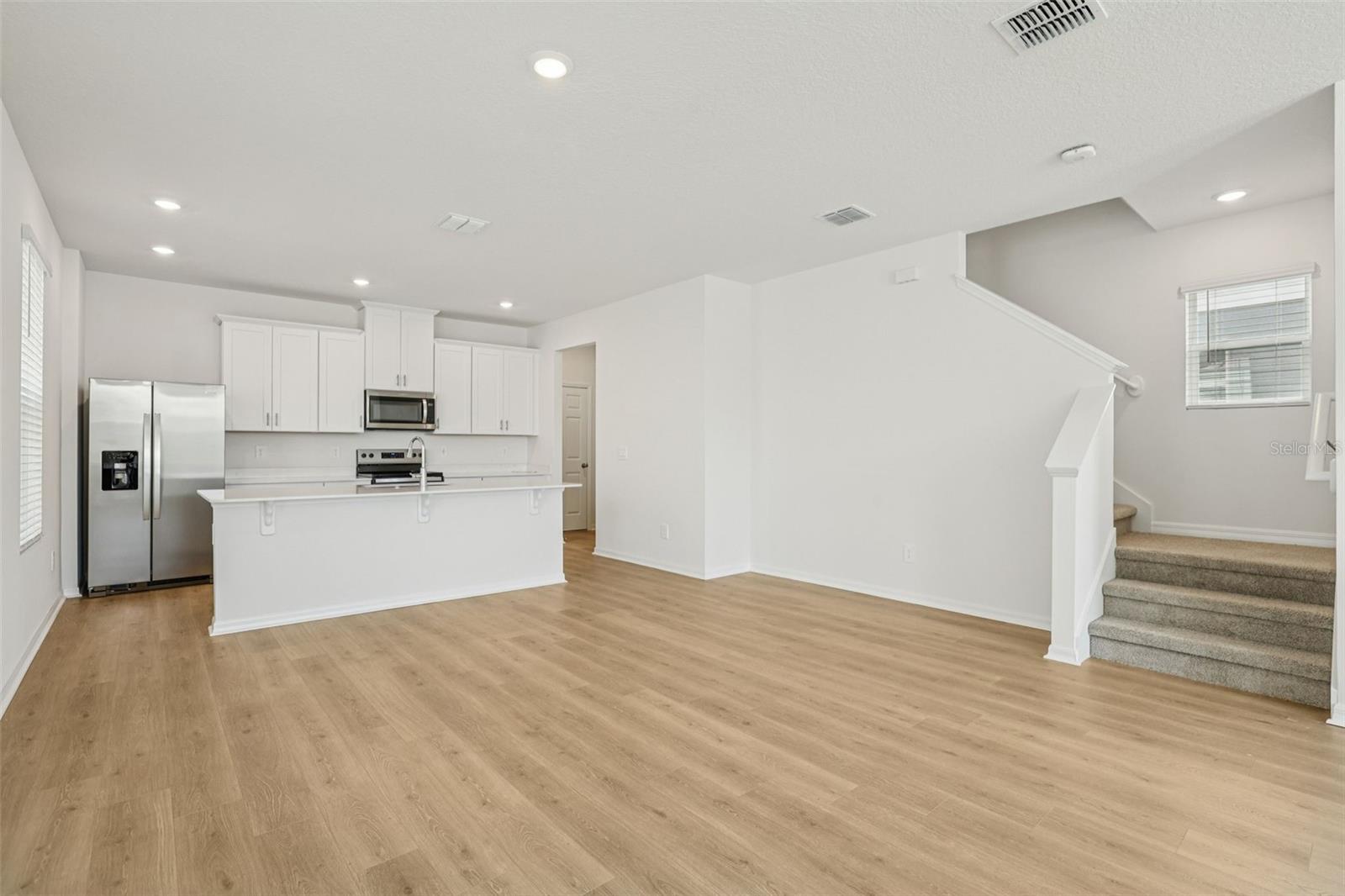 Listing Photo 8