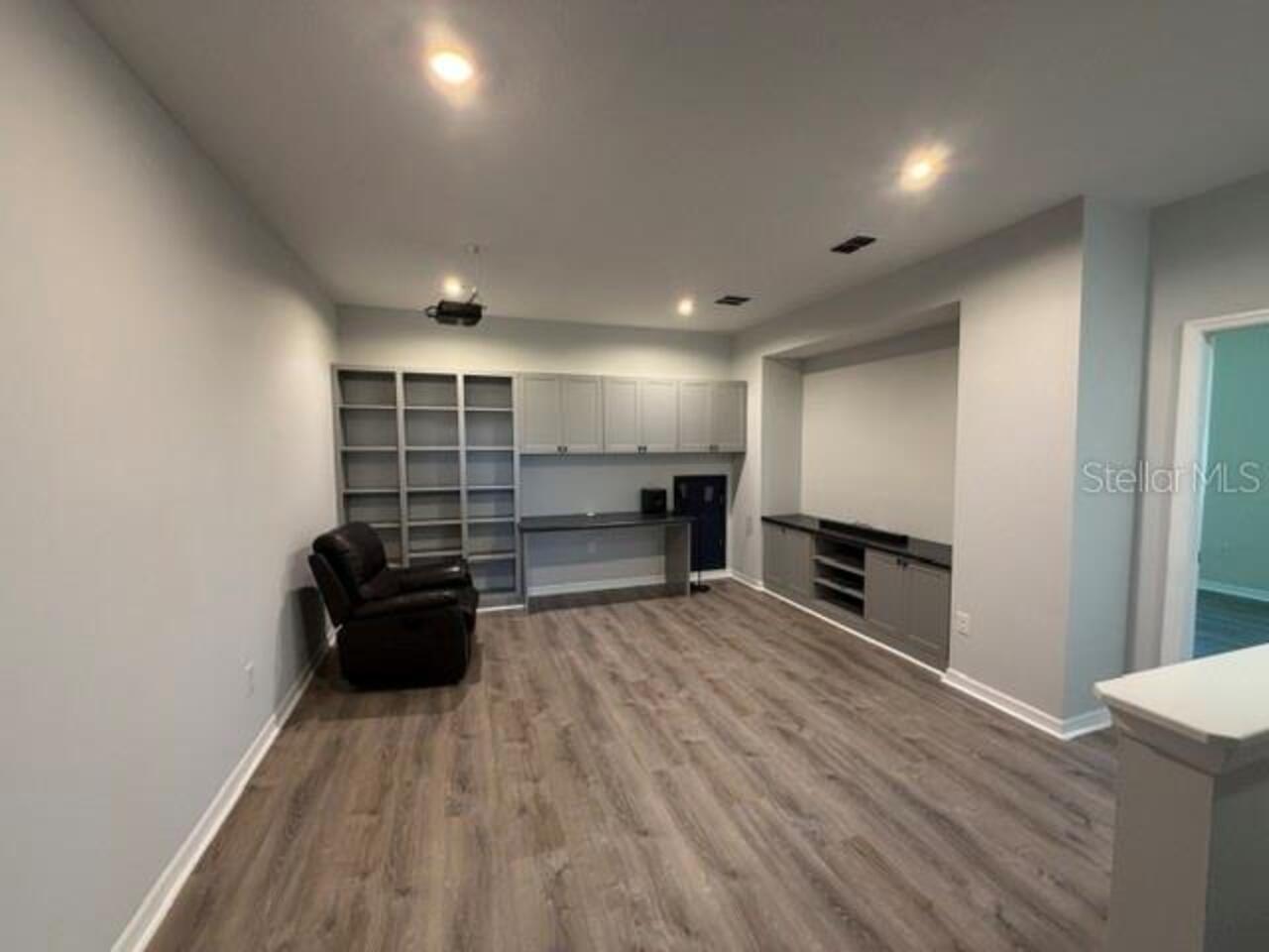 Listing Photo 23