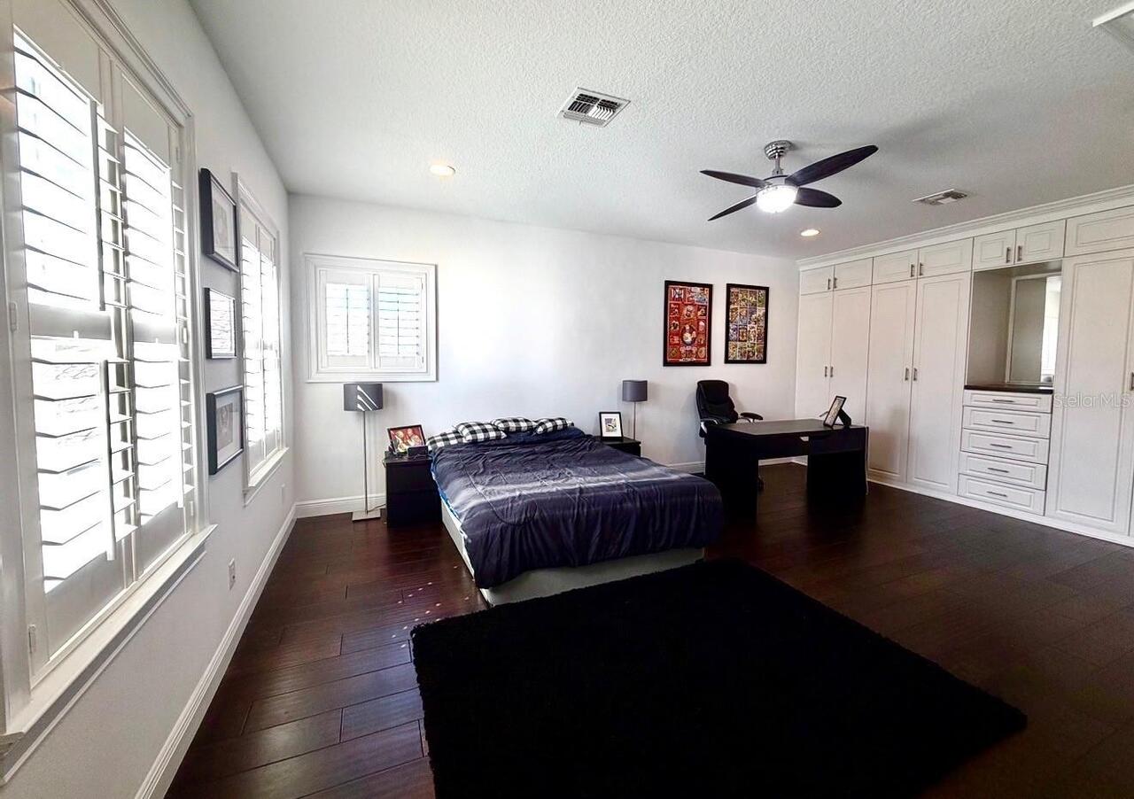 Listing Photo 22
