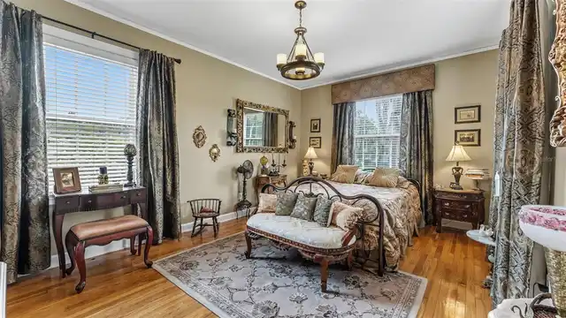 Listing Photo 19
