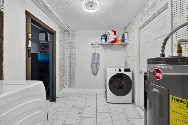 Listing Photo 22