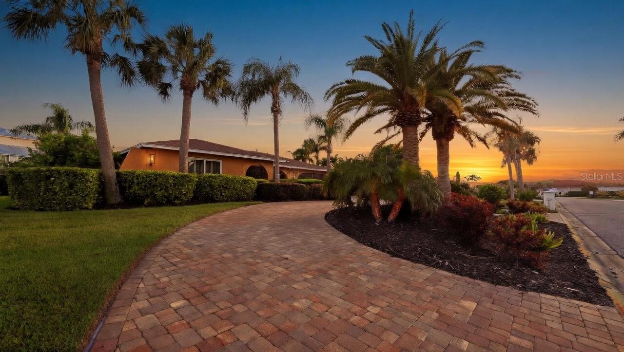 Sarasota Real Estate