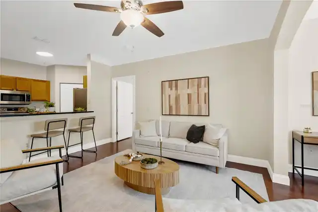 Listing Photo 7