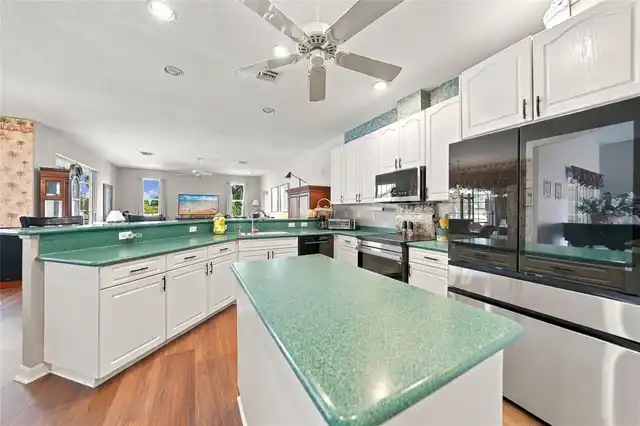 Listing Photo 25