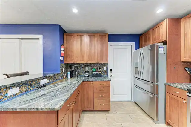 Listing Photo 9