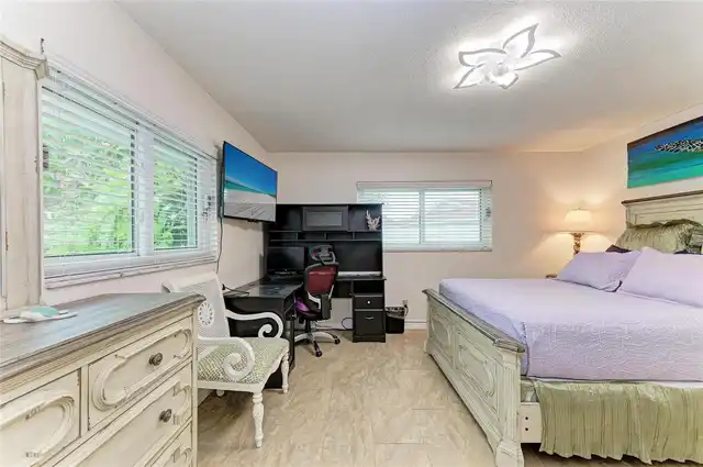 Listing Photo 34