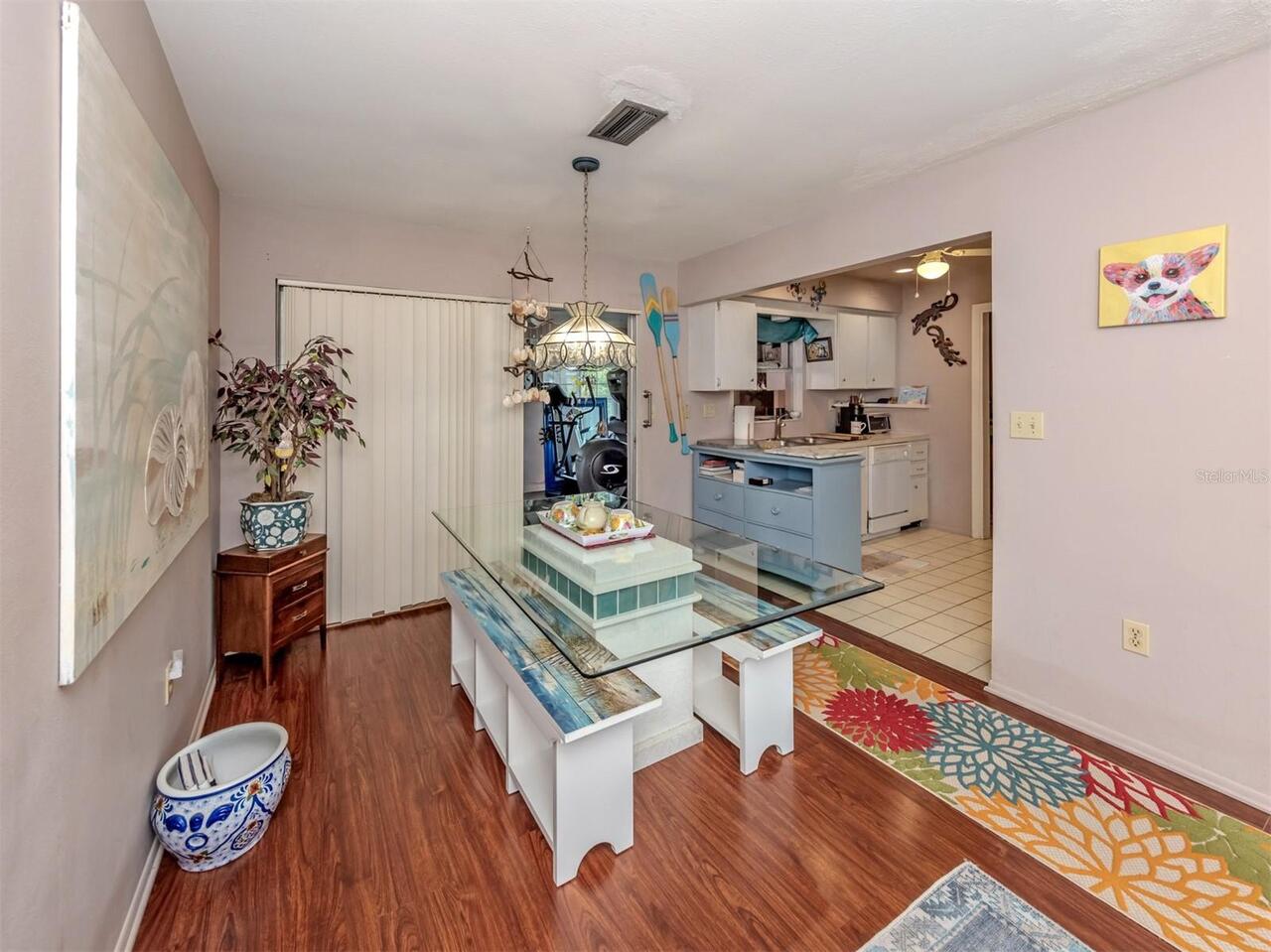 Listing Photo 16