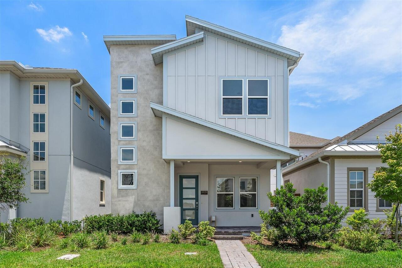 3BR, Residential Lease, 2BA, $3,300
Read More