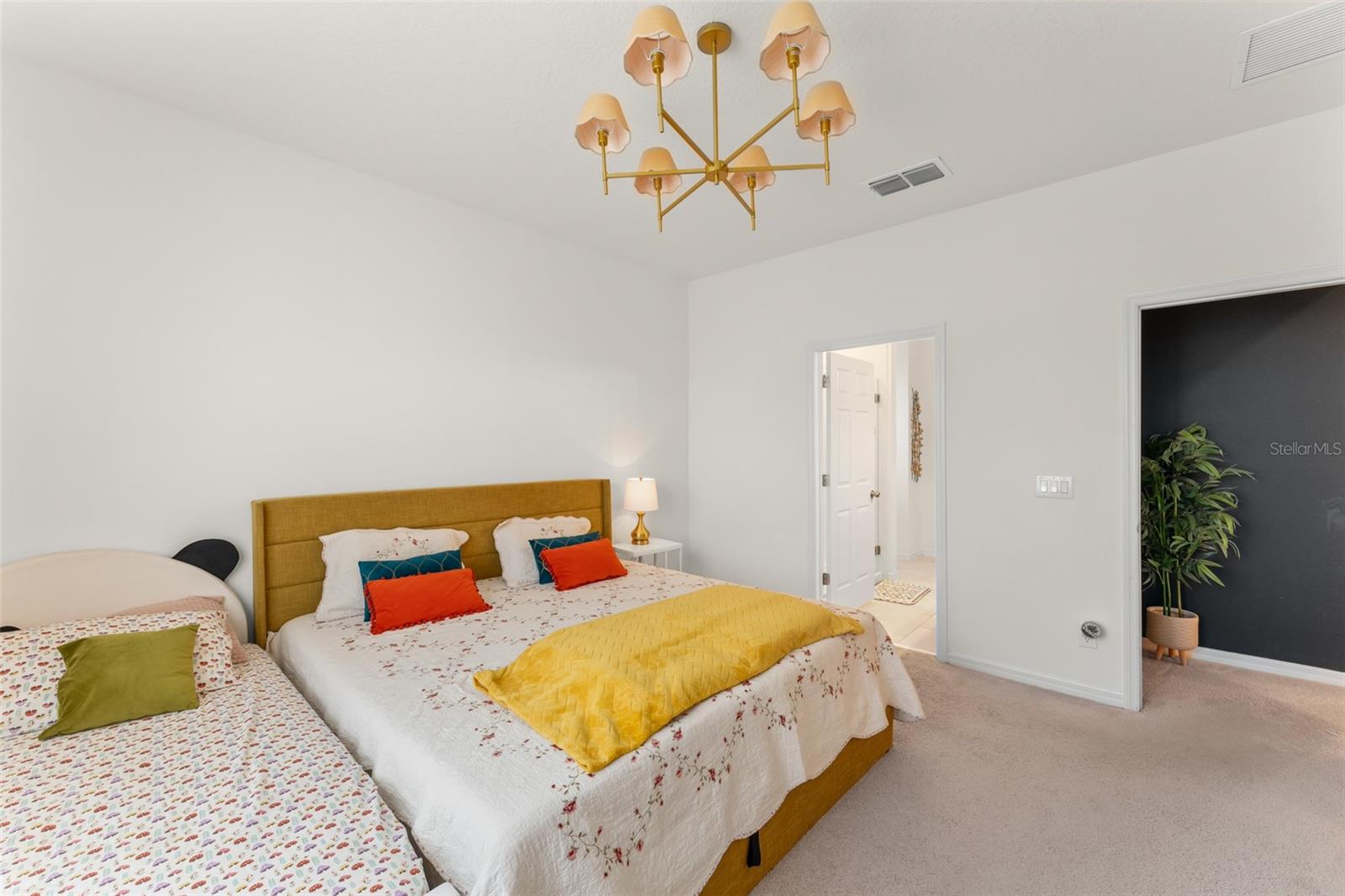 Listing Photo 32
