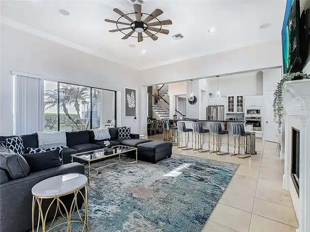 Listing Photo 17