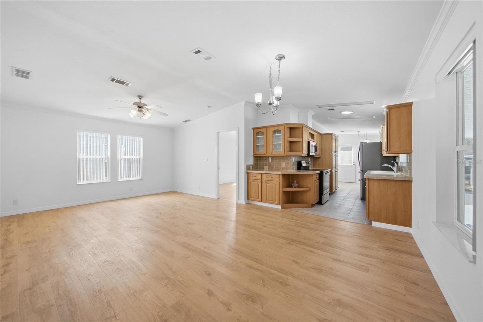 Listing Photo 6