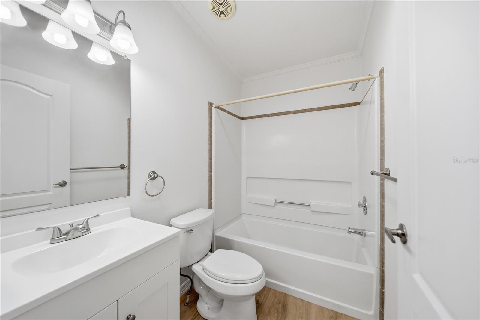 Listing Photo 13