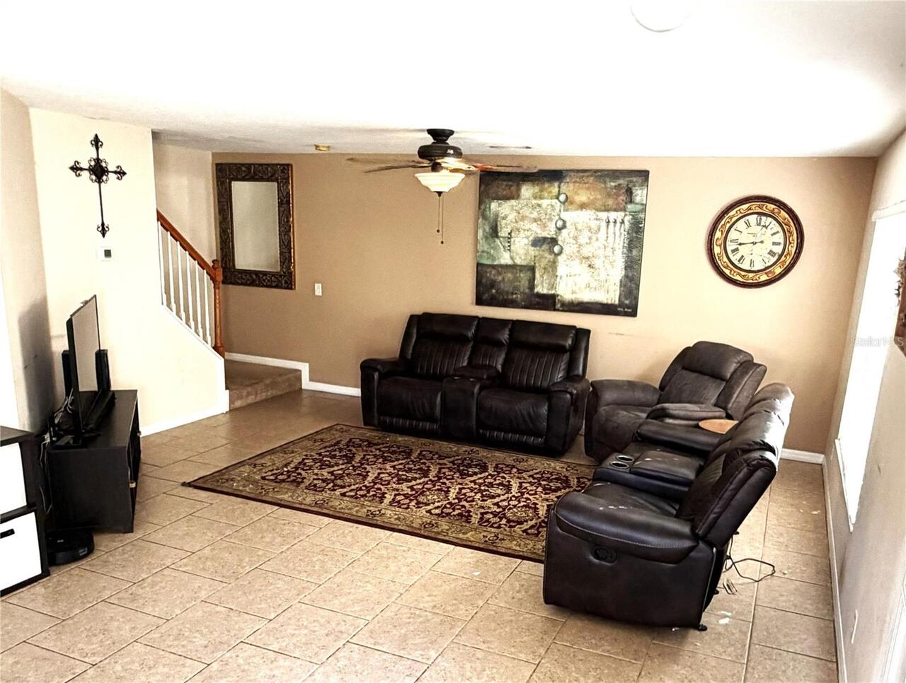 Listing Photo 8