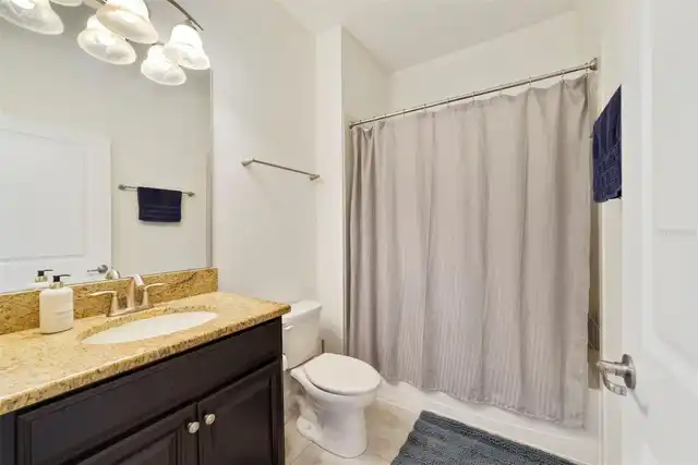 Listing Photo 7