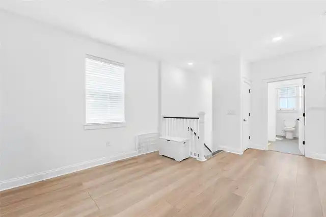 Listing Photo 33