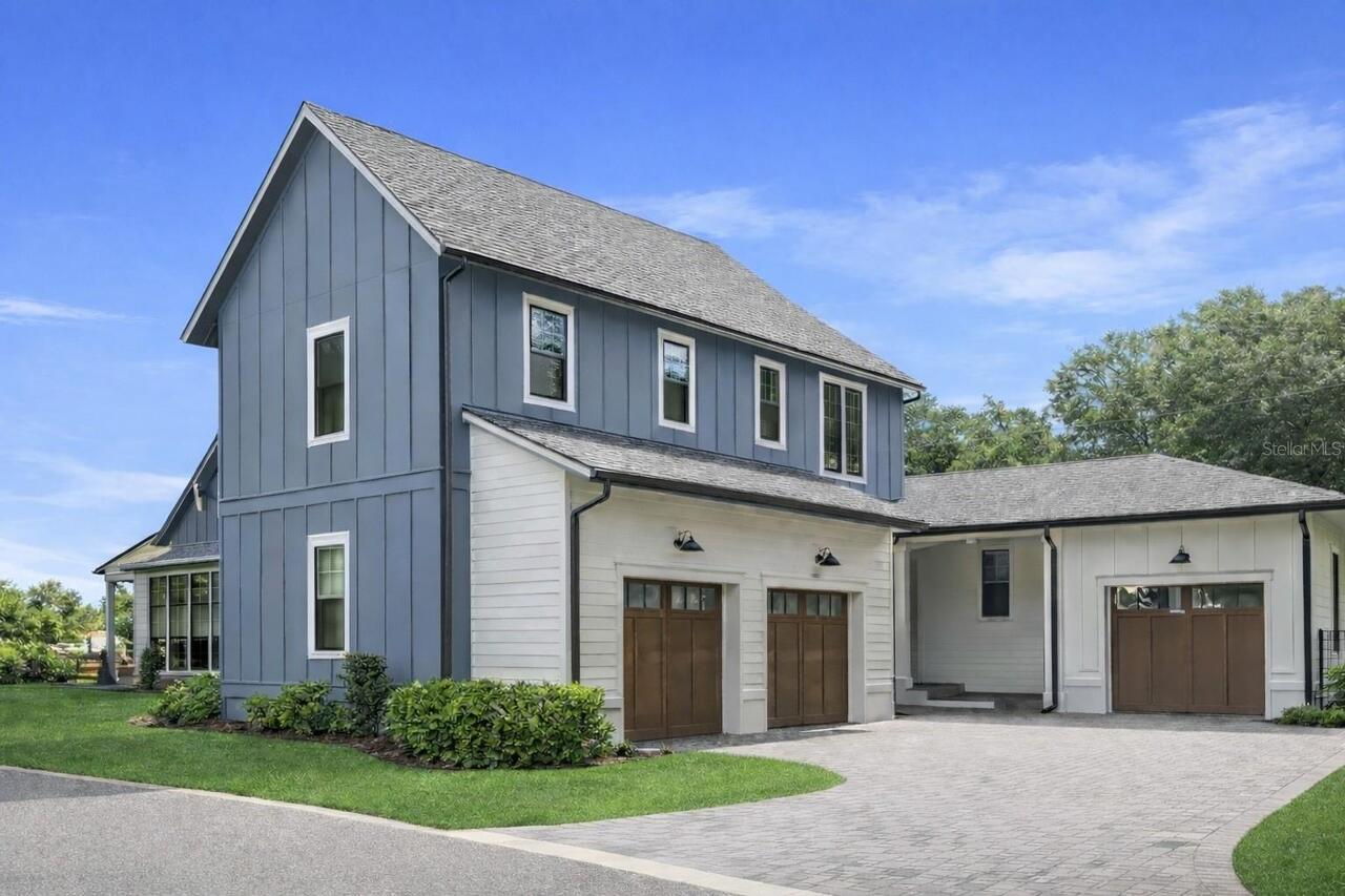 4BR, Home, 4BA, $1,850,000
Read More