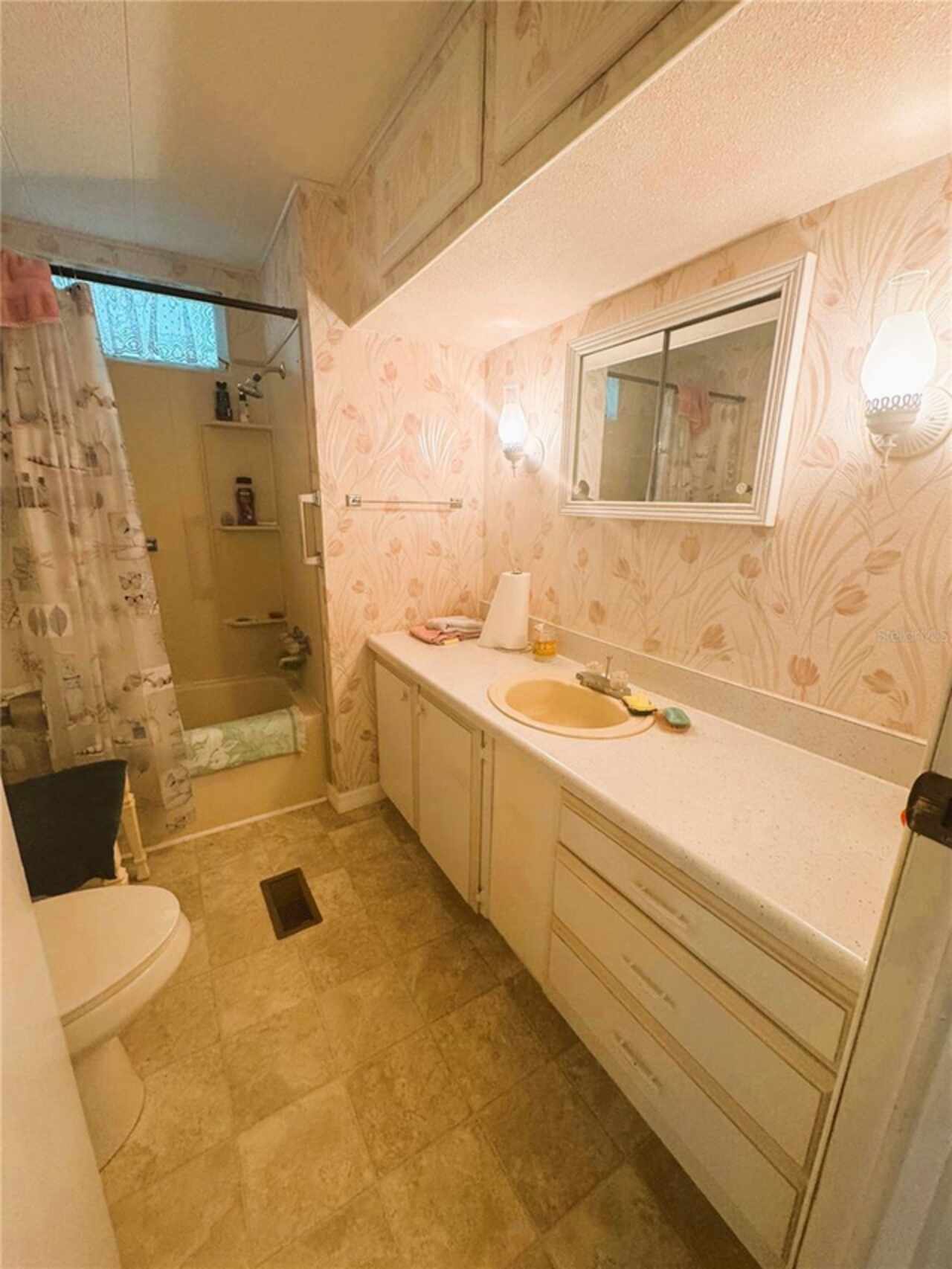 Listing Photo 23