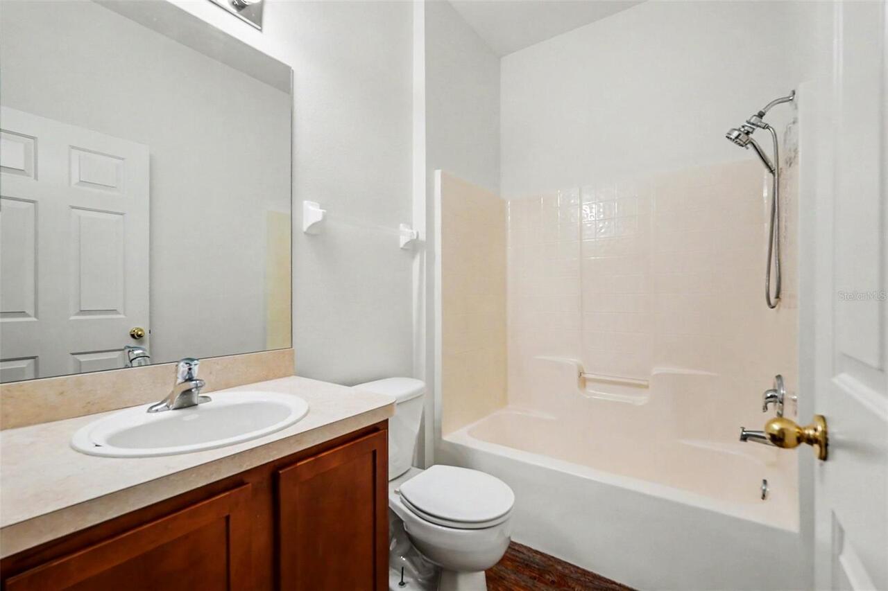 Listing Photo 6