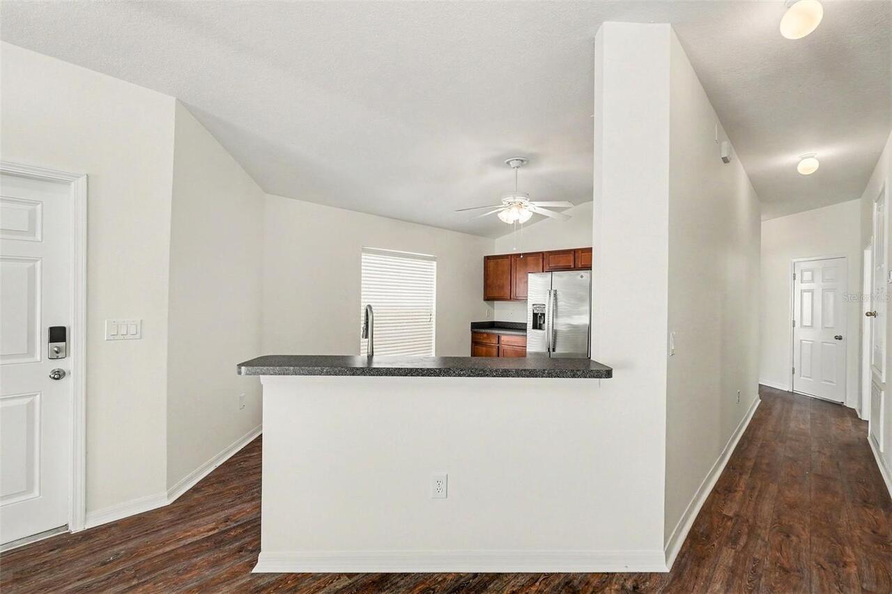 Listing Photo 14