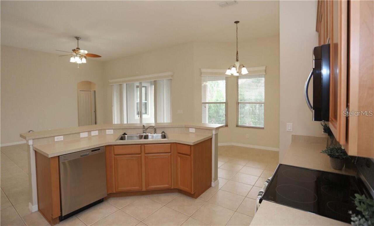 Listing Photo 8