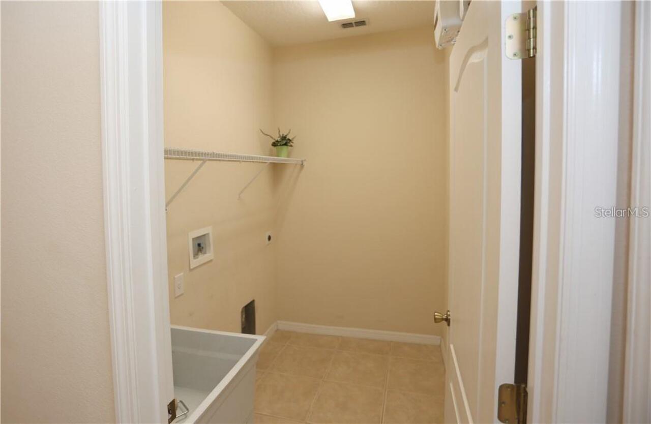 Listing Photo 14