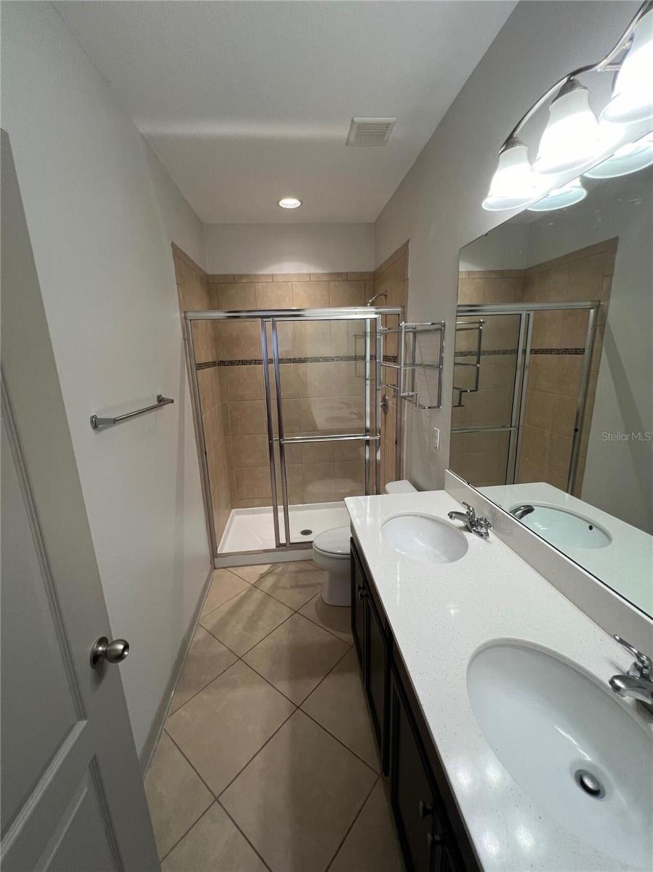 Listing Photo 9