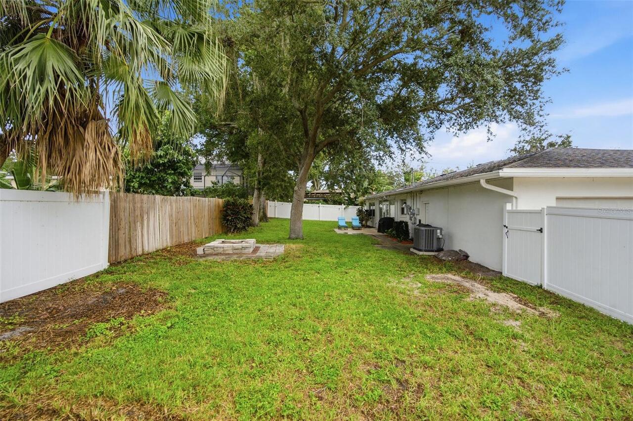 Listing Photo 9