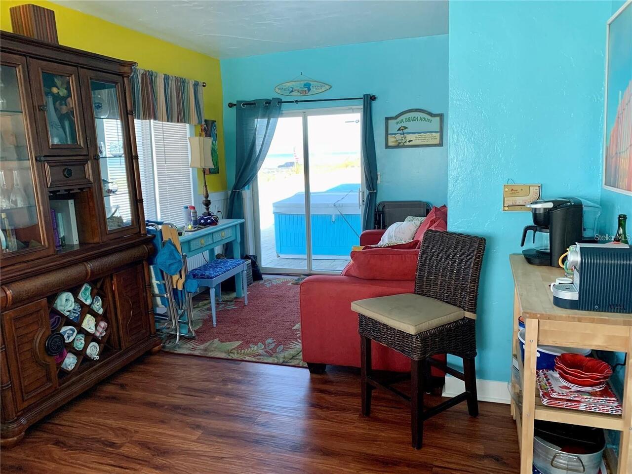 Listing Photo 8