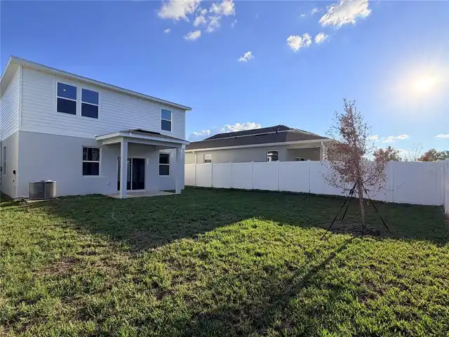 Listing Photo 17