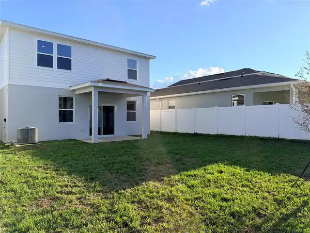 Listing Photo 18