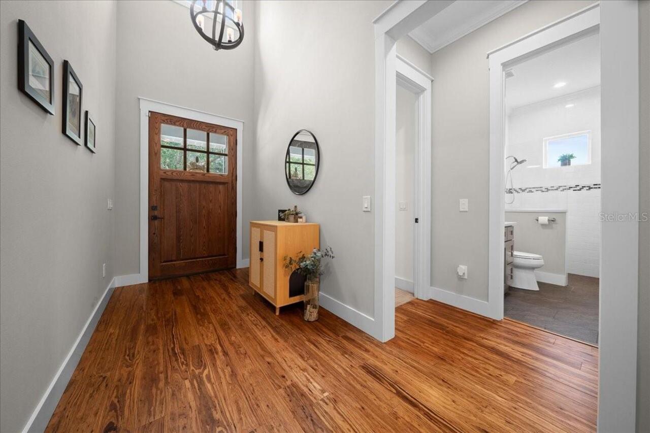 Listing Photo 10
