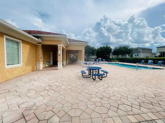 Listing Photo 25