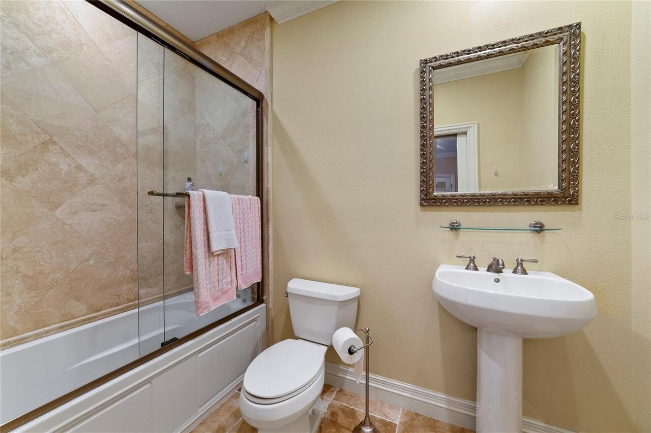 Listing Photo 20