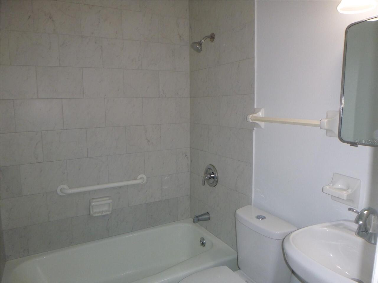 Listing Photo 9