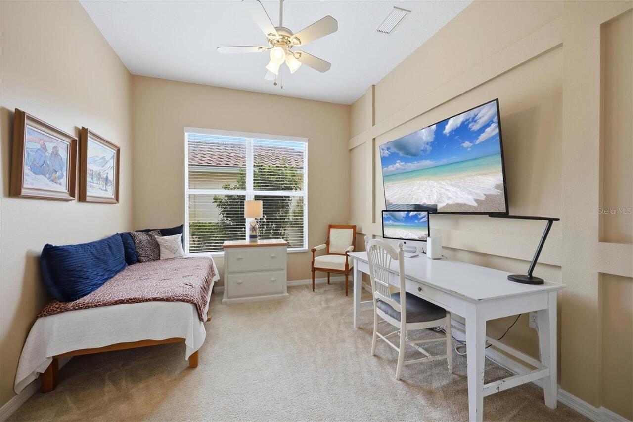 Listing Photo 14