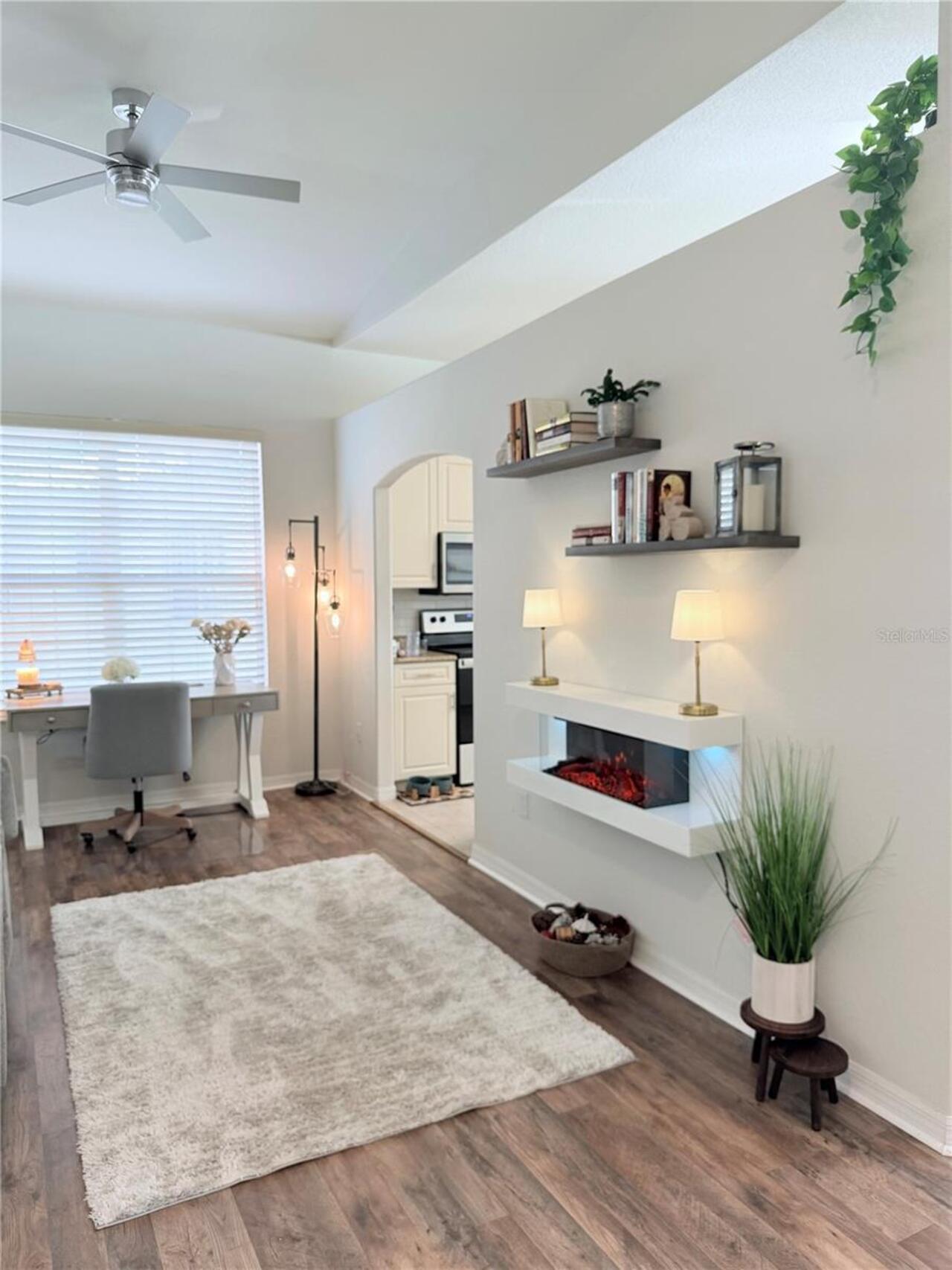 Listing Photo 16