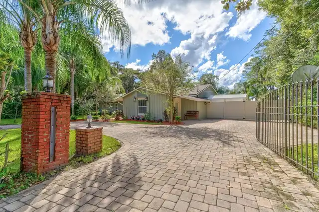 Listing Photo 37
