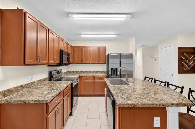 Listing Photo 16